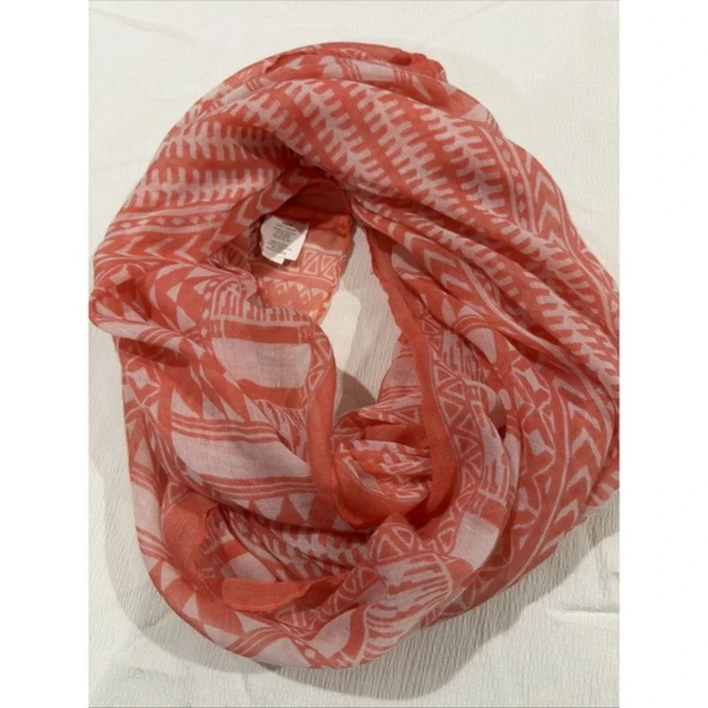 Lot Five Women's Scarves Chevron Geometric Palm Tree Paris Infinity‎ And Wrap